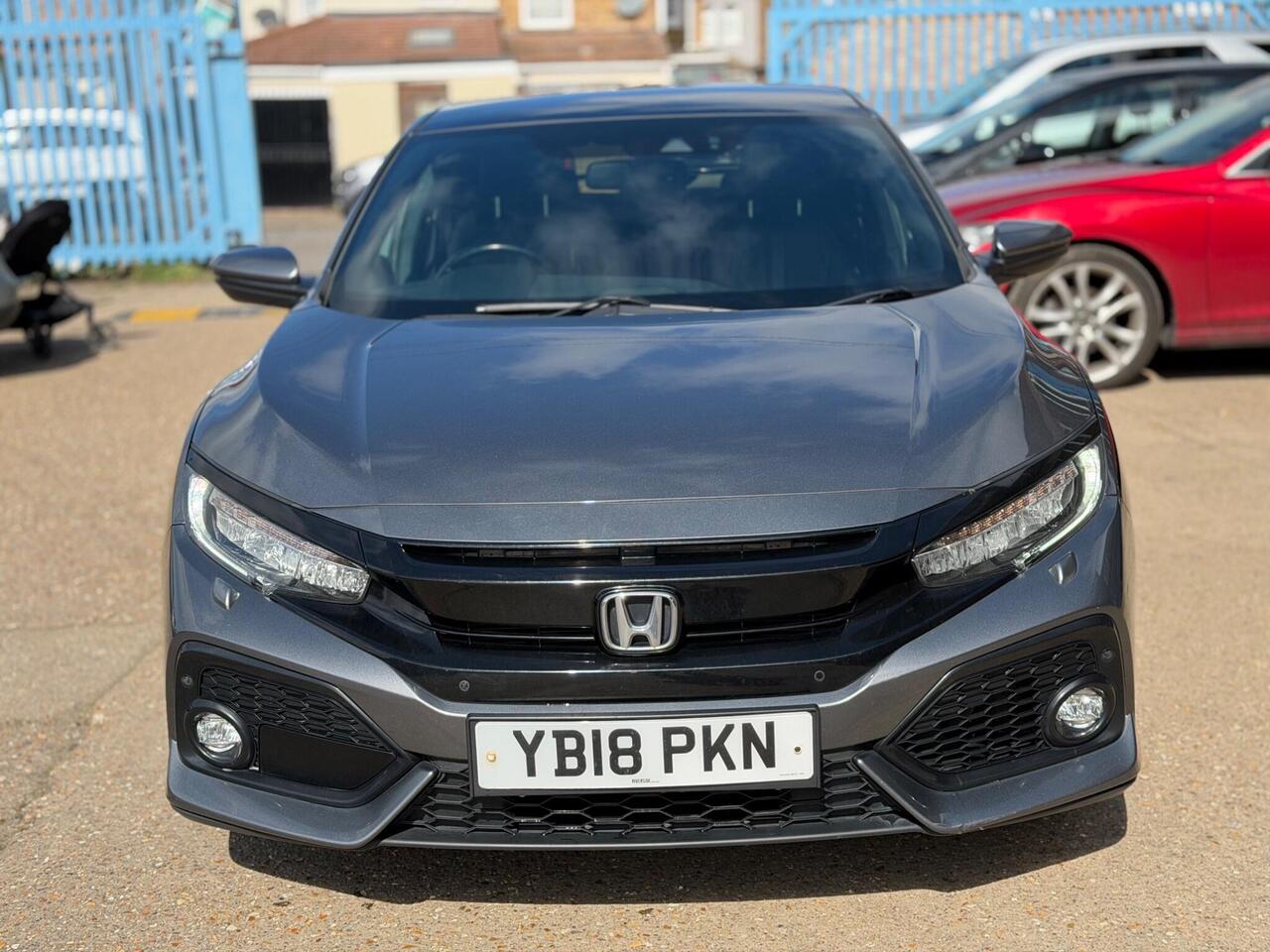 Used Honda Civic 2018 for sale - 78128736: Photo 10