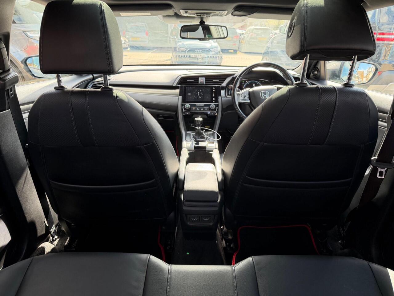 Used Honda Civic 2018 for sale - 78128736: Photo 19