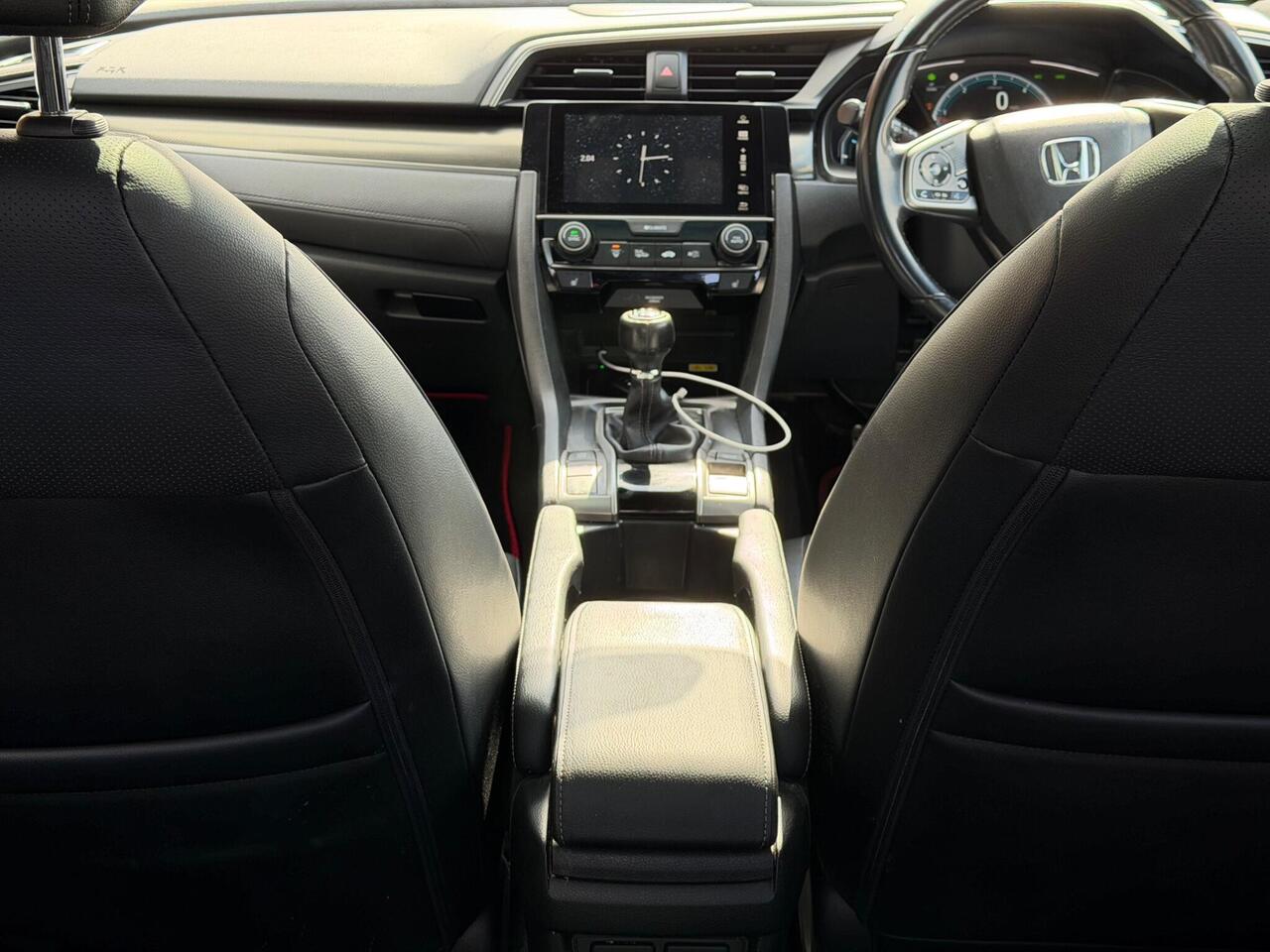 Used Honda Civic 2018 for sale - 78128736: Photo 20