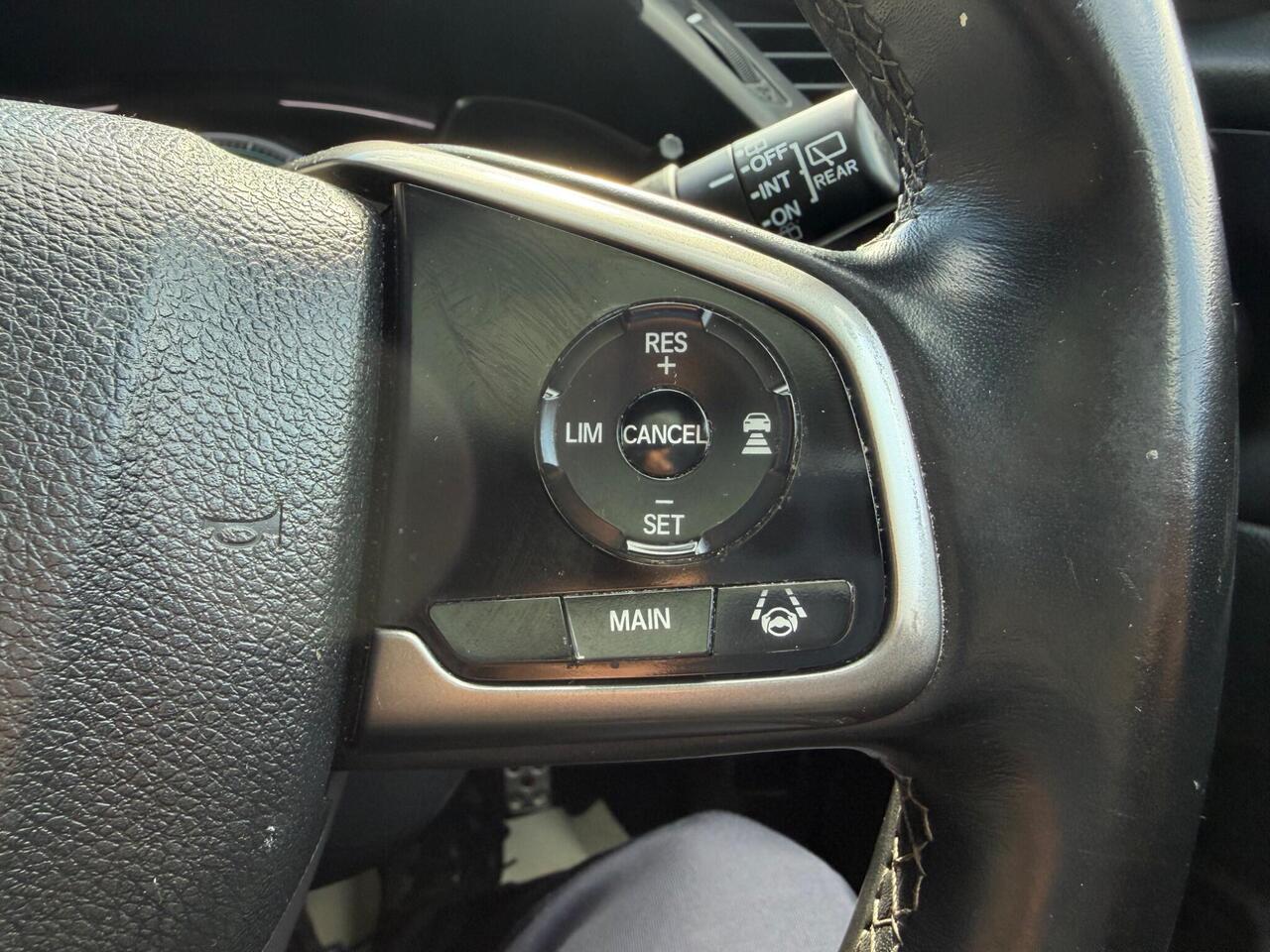 Used Honda Civic 2018 for sale - 78128736: Photo 31