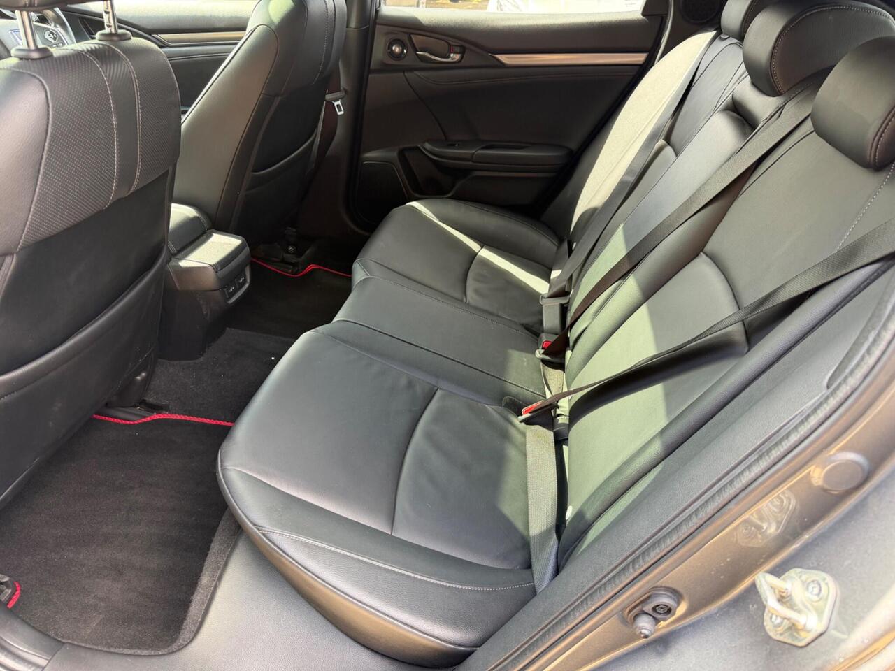 Used Honda Civic 2018 for sale - 78128736: Photo 50