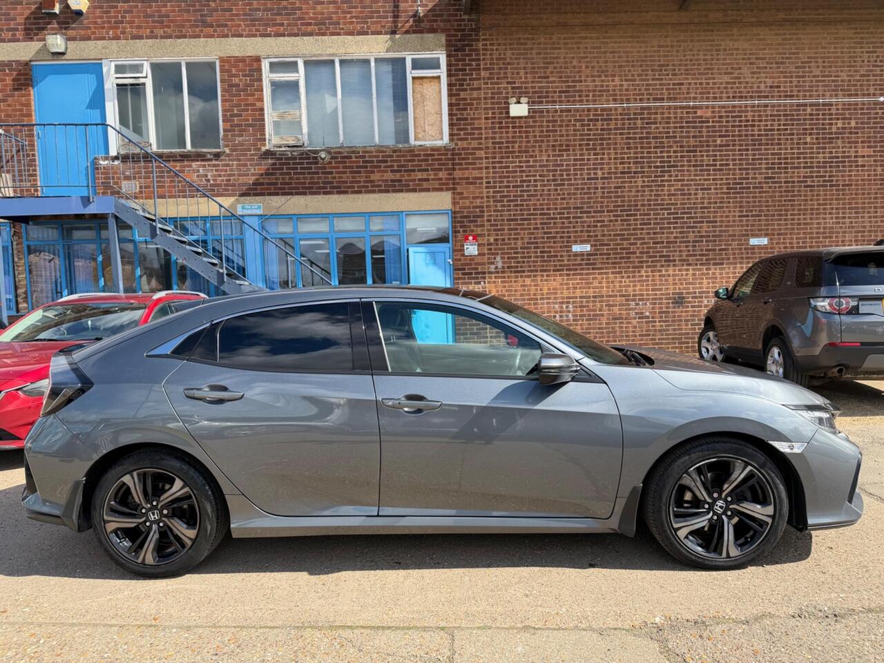 Used Honda Civic 2018 for sale - 78128736: Photo 8