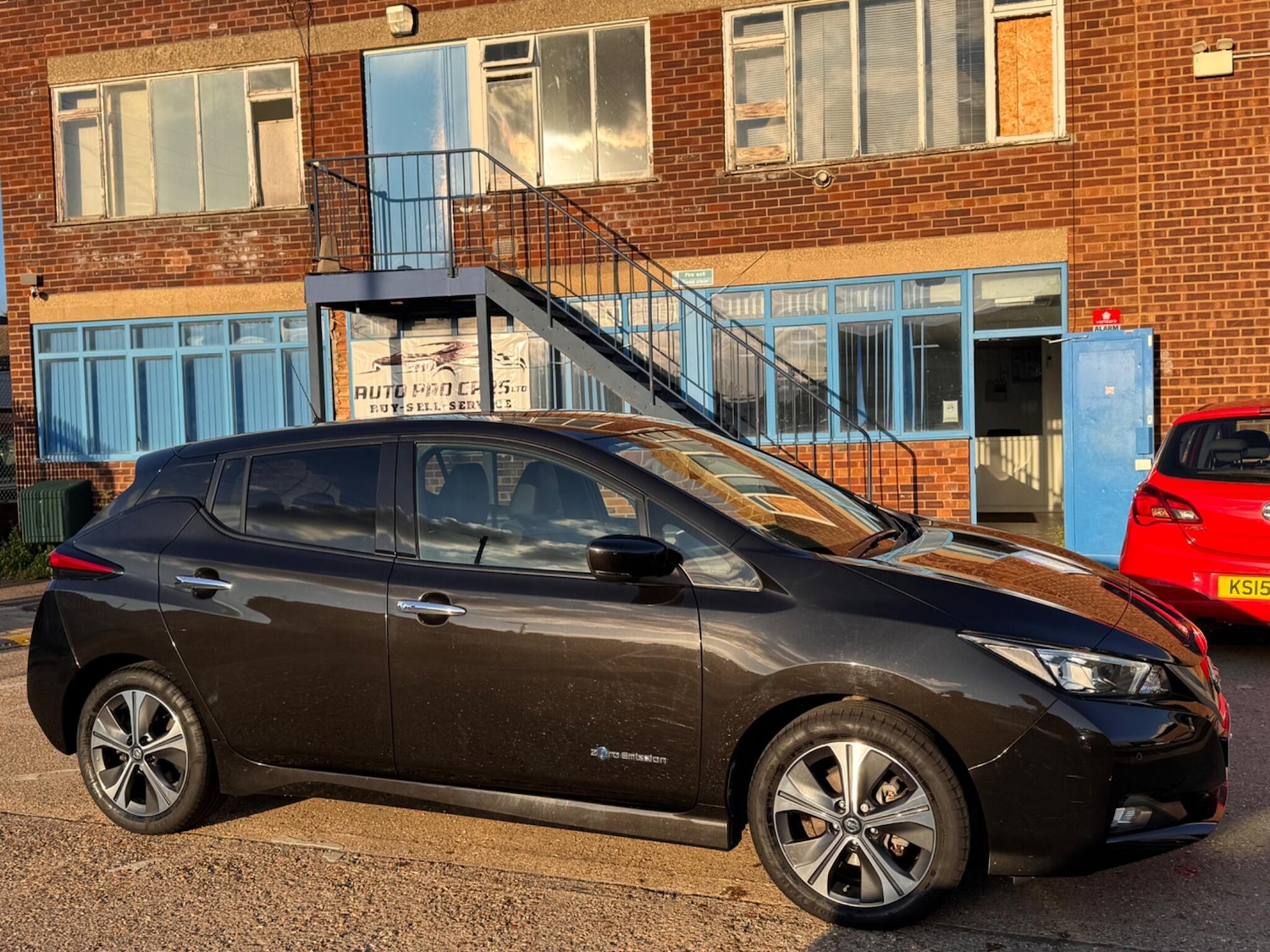 Used Nissan Leaf 2018 for sale - 76100730: Photo 11