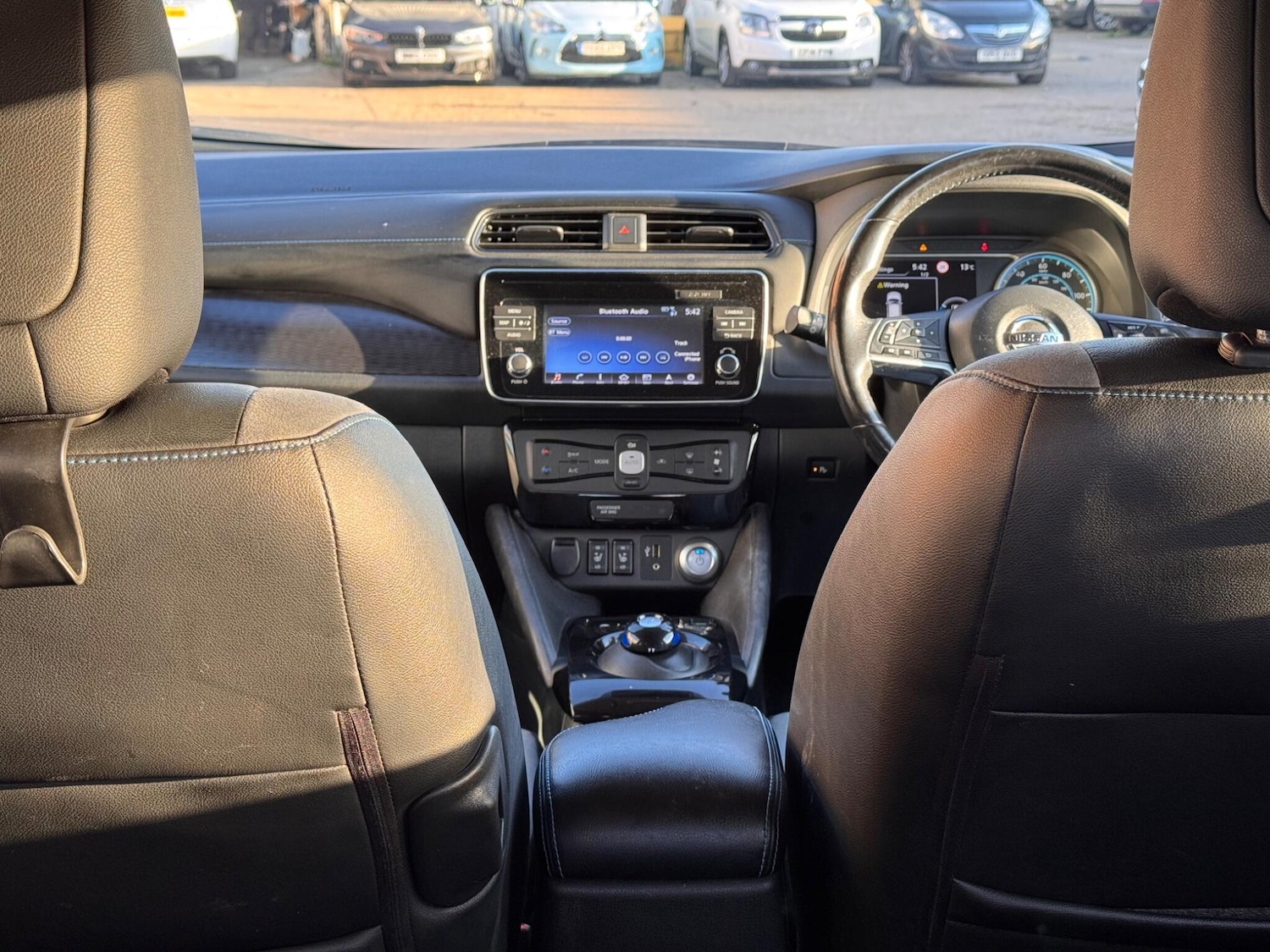 Used Nissan Leaf 2018 for sale - 76100730: Photo 17