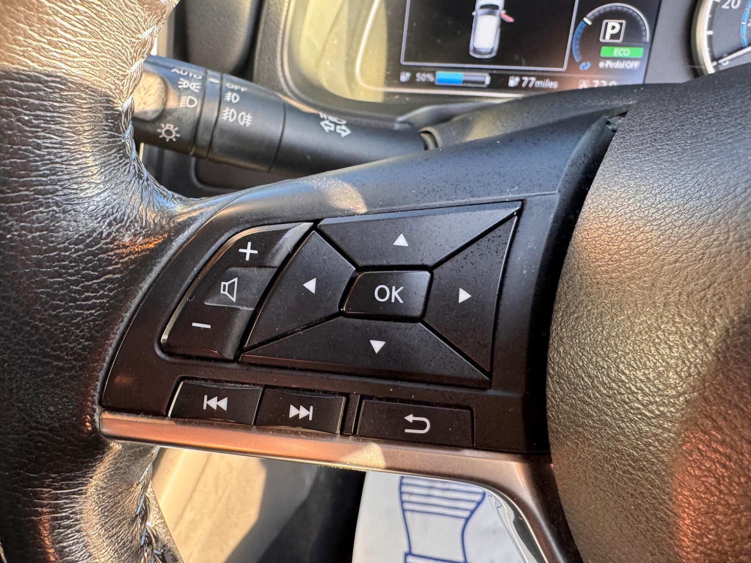 Used Nissan Leaf 2018 for sale - 76100730: Photo 29