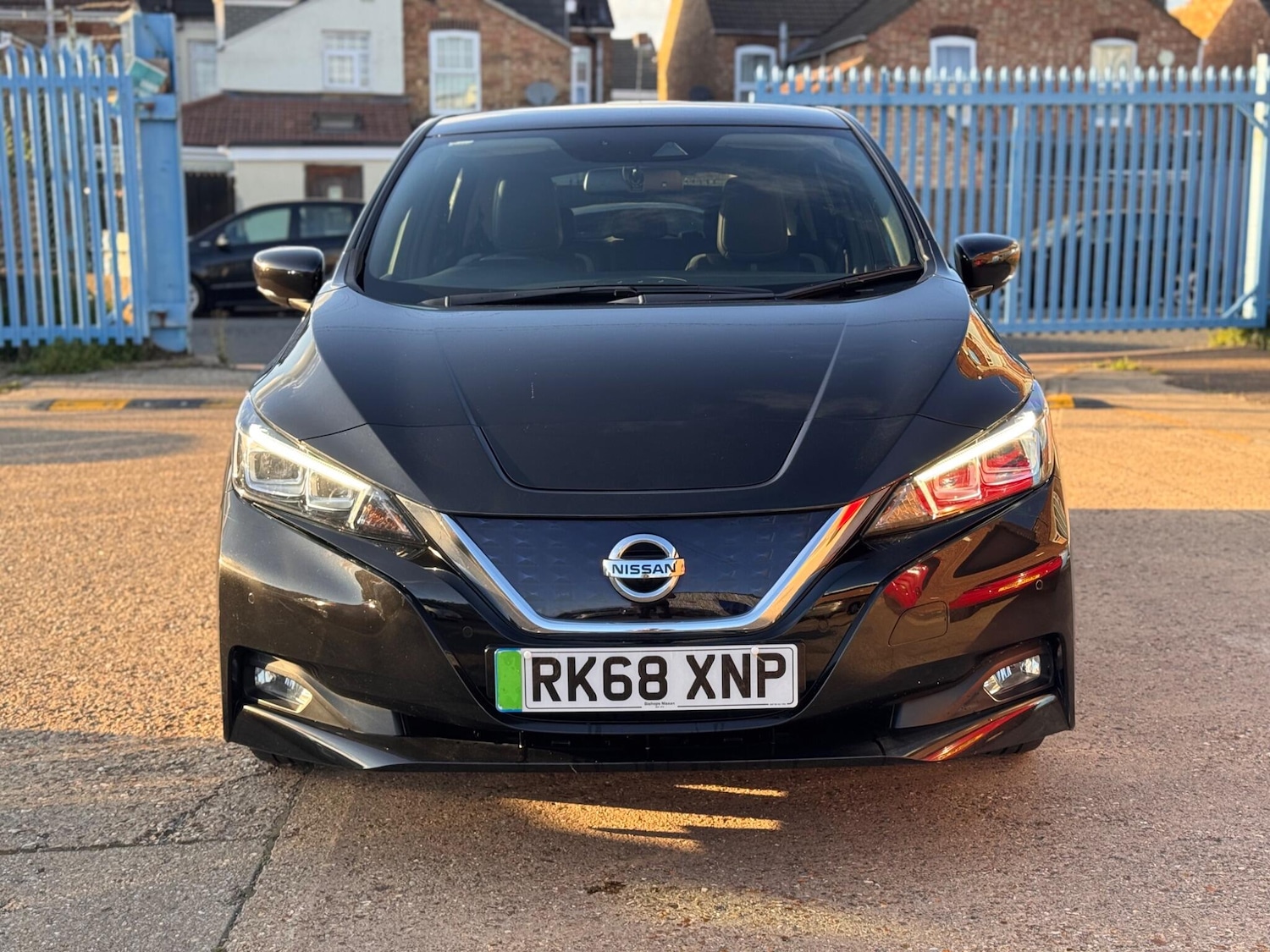 Used Nissan Leaf 2018 for sale - 76100730: Photo 3