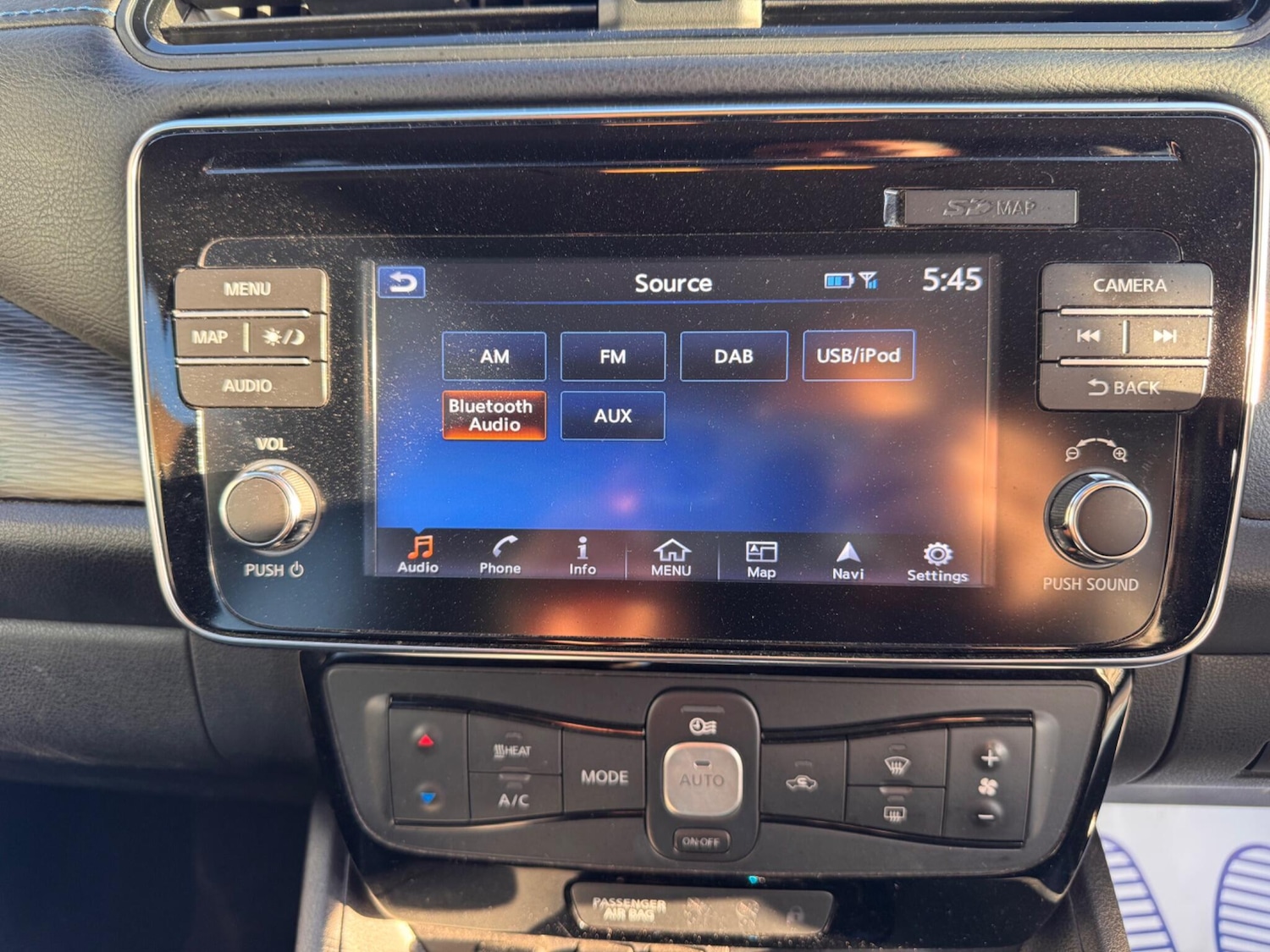 Used Nissan Leaf 2018 for sale - 76100730: Photo 30