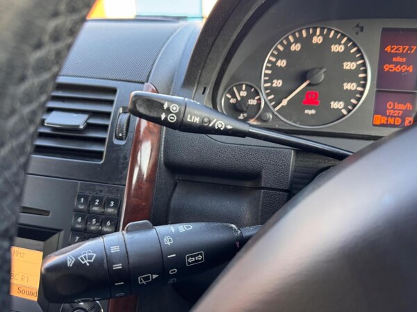Used Mercedes-Benz A-Class 2009 for sale - 76100733: Photo 35