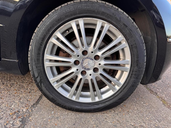 Used Mercedes-Benz A-Class 2009 for sale - 76100733: Photo 46