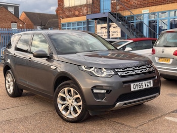 Used Land Rover Discovery Sport 2015 for sale - 76100737: Photo 2