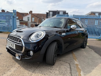 Used MINI Hatch 2017 for sale - 79413753: Photo