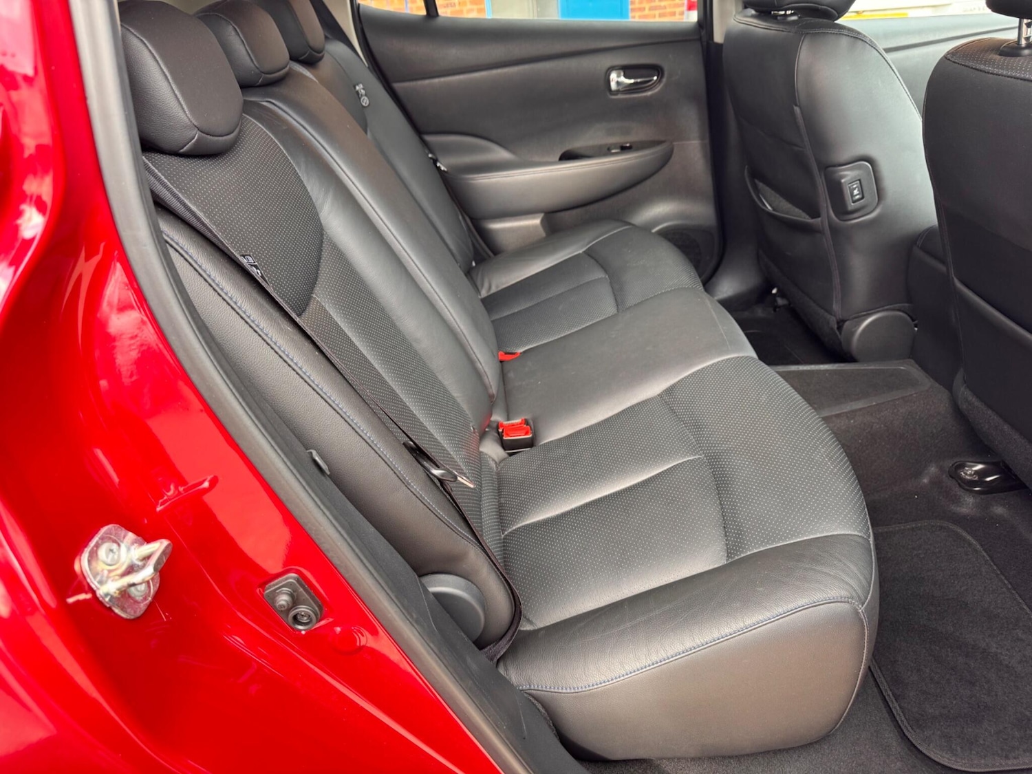Used Nissan Leaf 2016 for sale - 76100736: Photo 17