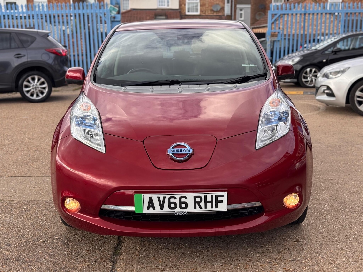 Used Nissan Leaf 2016 for sale - 76100736: Photo 2