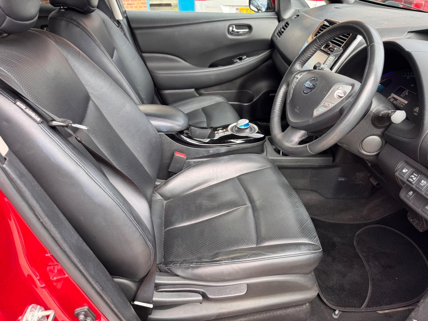 Used Nissan Leaf 2016 for sale - 76100736: Photo 25