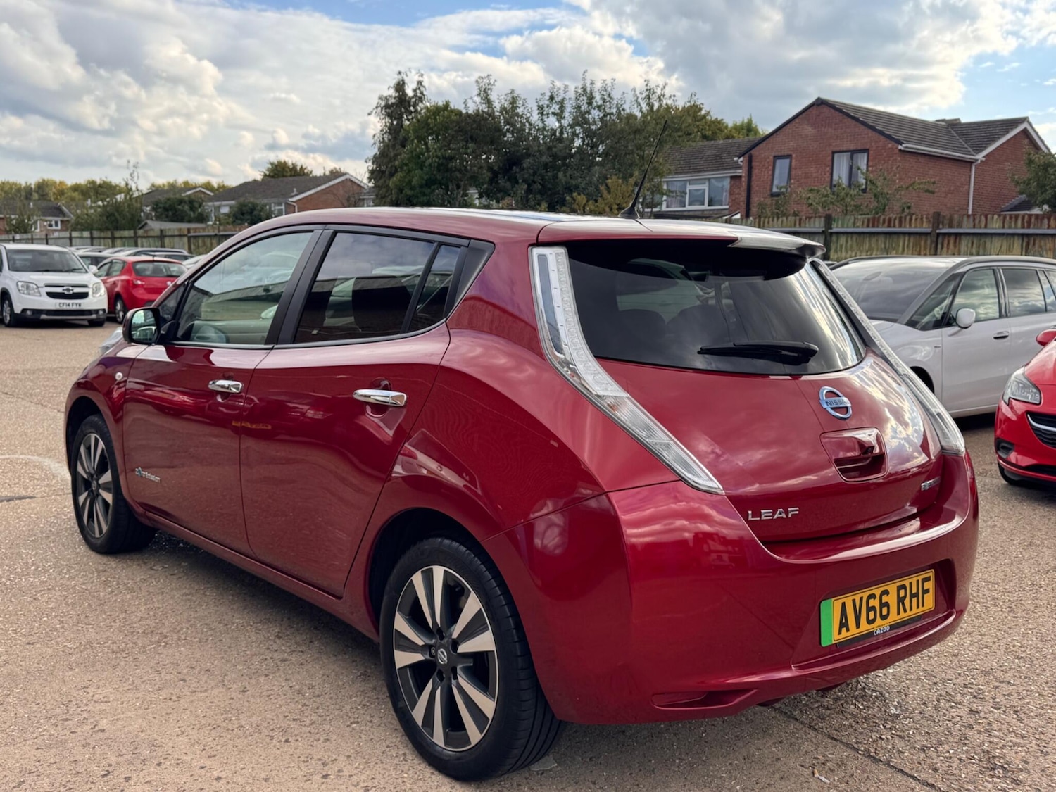 Used Nissan Leaf 2016 for sale - 76100736: Photo 5