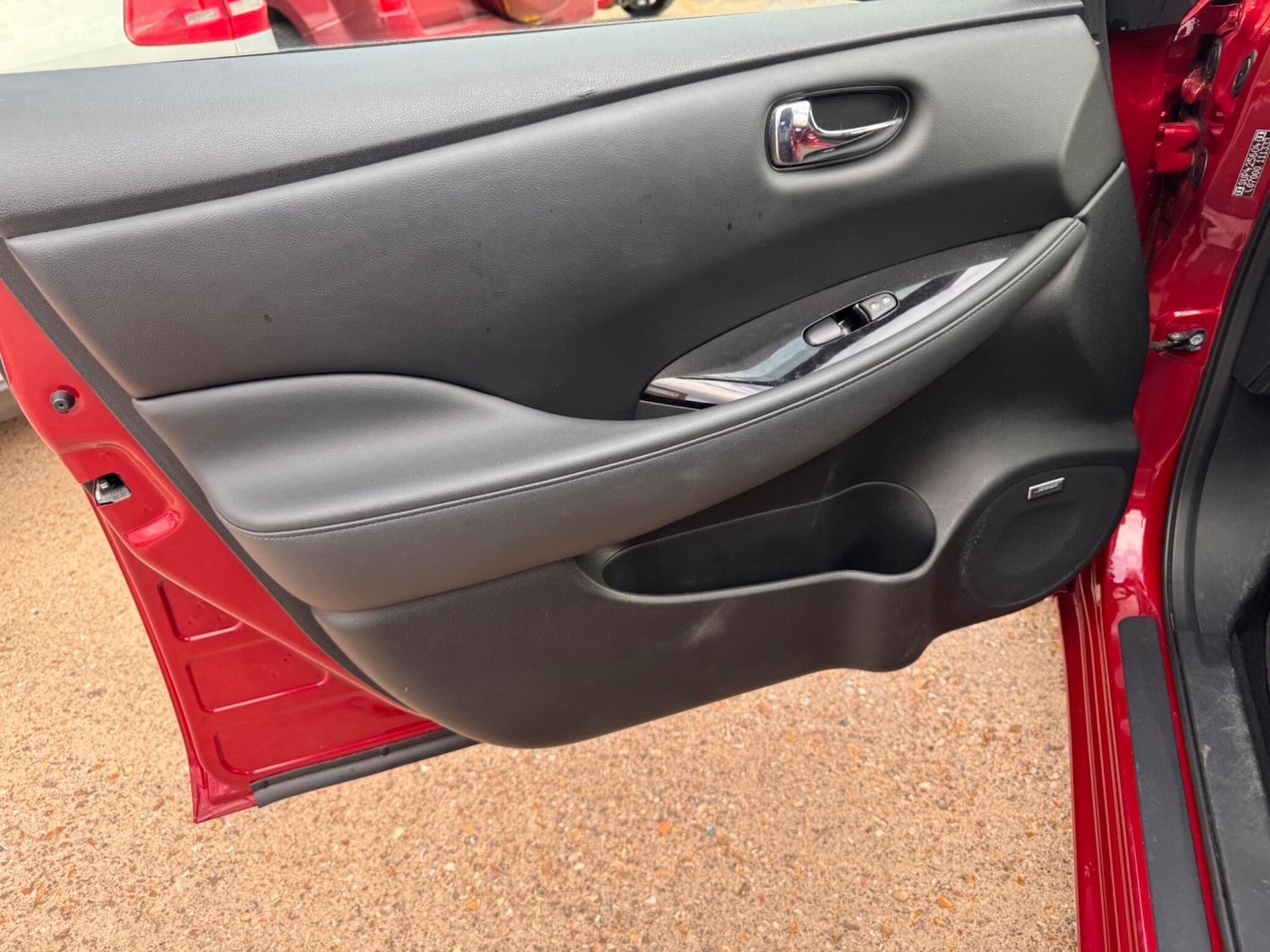 Used Nissan Leaf 2016 for sale - 76100736: Photo 50
