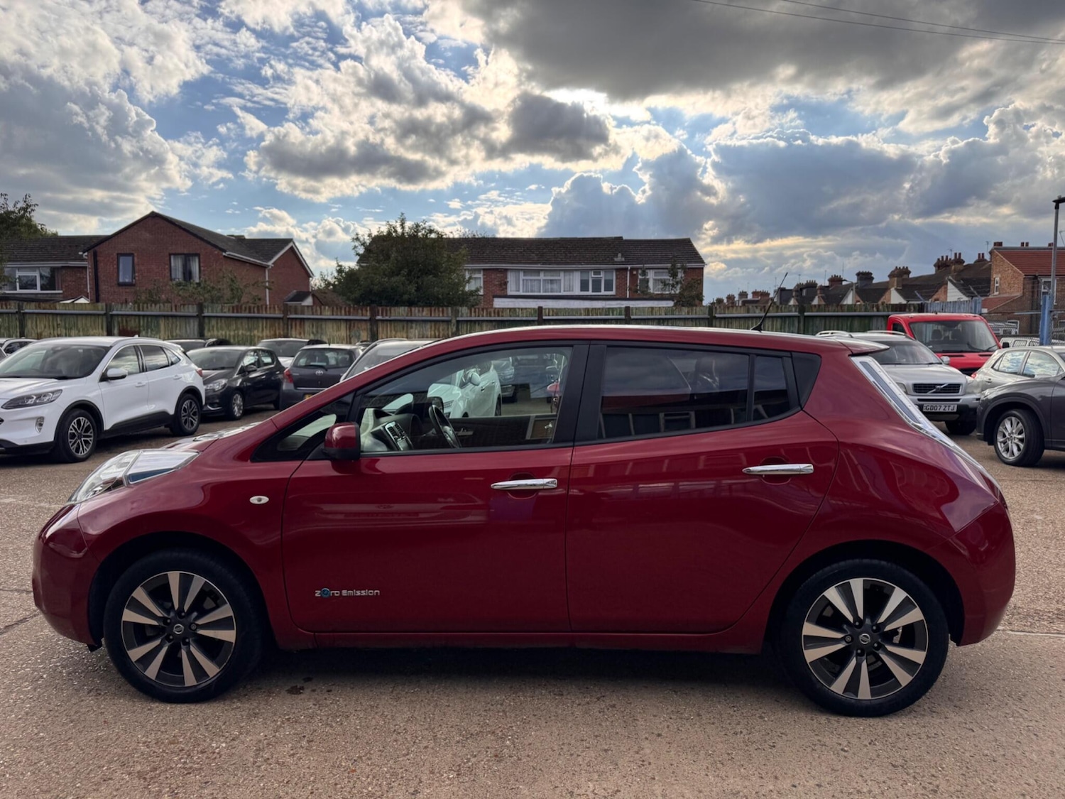 Used Nissan Leaf 2016 for sale - 76100736: Photo 6