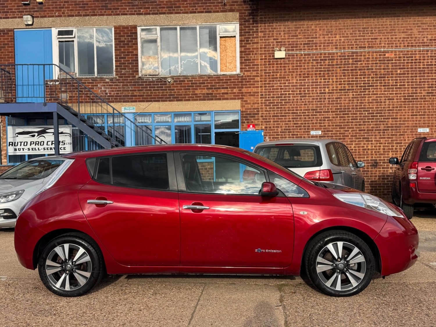 Used Nissan Leaf 2016 for sale - 76100736: Photo 9