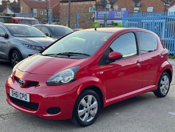 Used Toyota AYGO 2011 for sale - 75954998: Photo