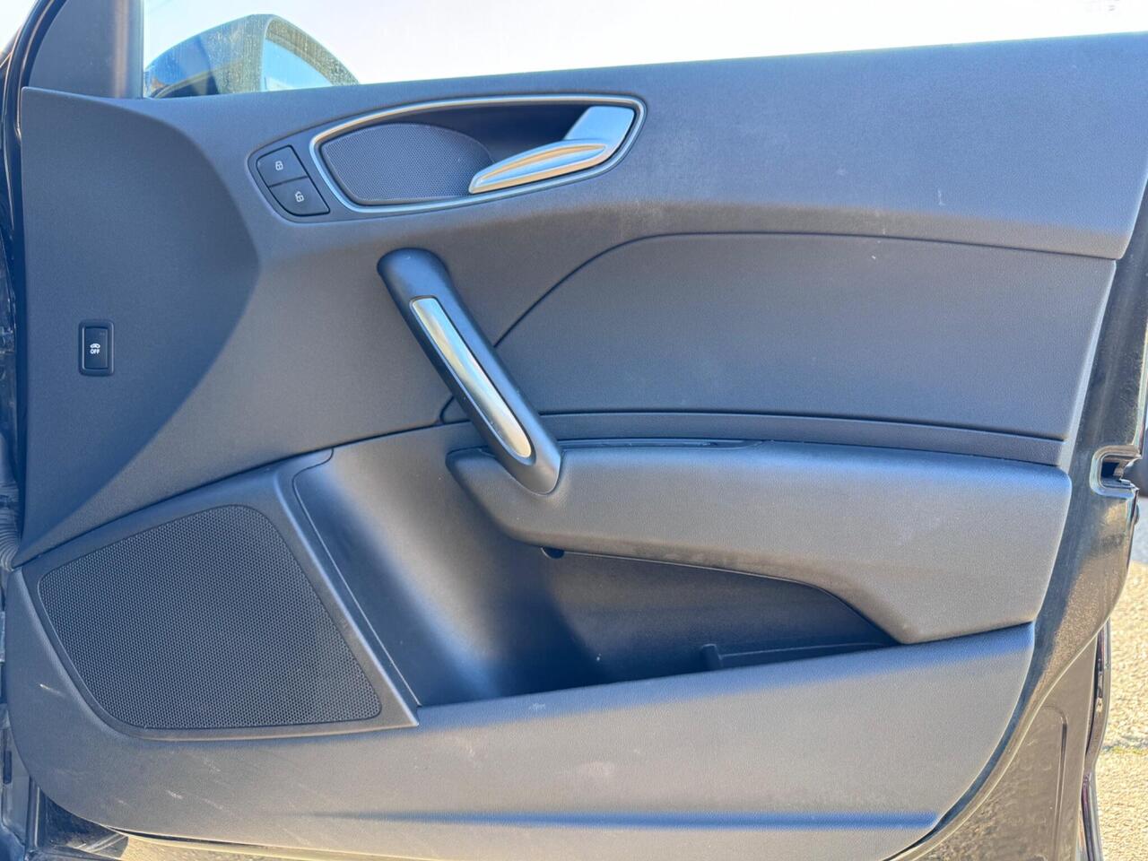 Used Audi A1 2015 for sale - 78010962: Photo 24