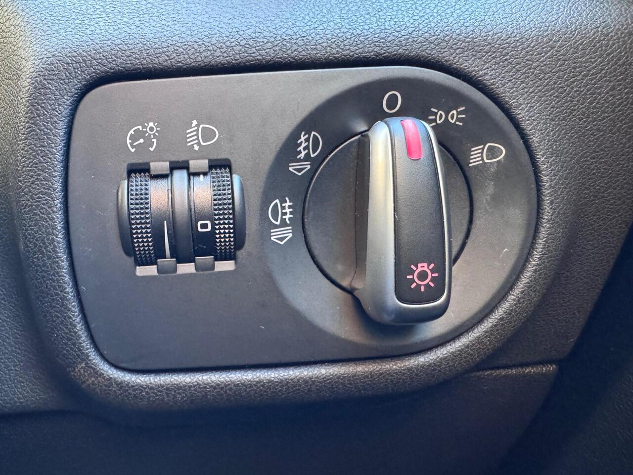 Used Audi A1 2015 for sale - 78010962: Photo 52