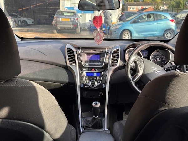 Used Hyundai i30 2012 for sale - 75748560: Photo 23