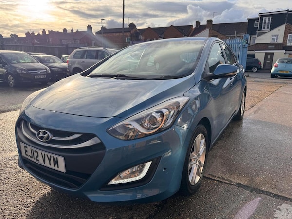 Used Hyundai i30 2012 for sale - 75748560: Photo 2