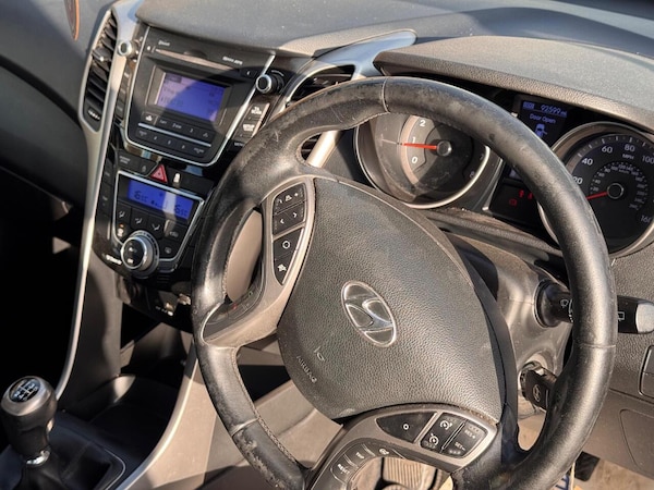 Used Hyundai i30 2012 for sale - 75748560: Photo 30