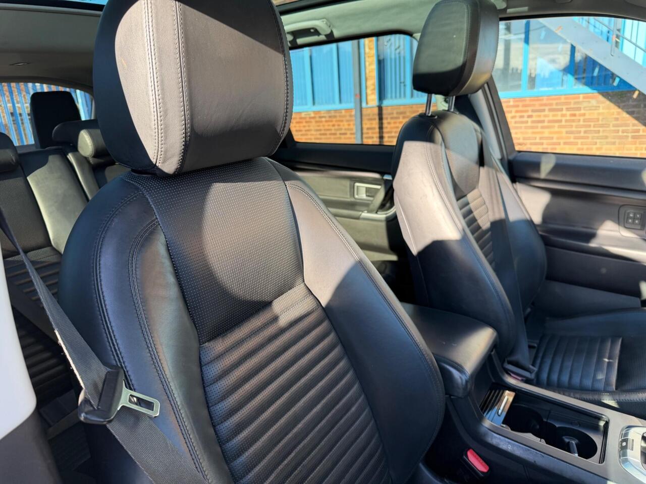 Used Land Rover Discovery Sport 2015 for sale - 78011763: Photo 16