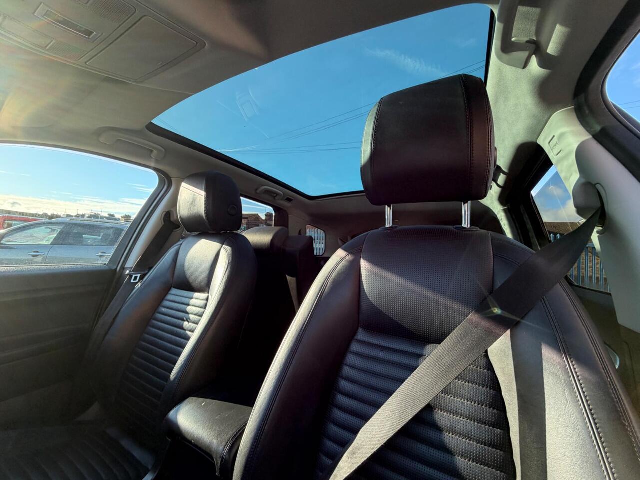 Used Land Rover Discovery Sport 2015 for sale - 78011763: Photo 28