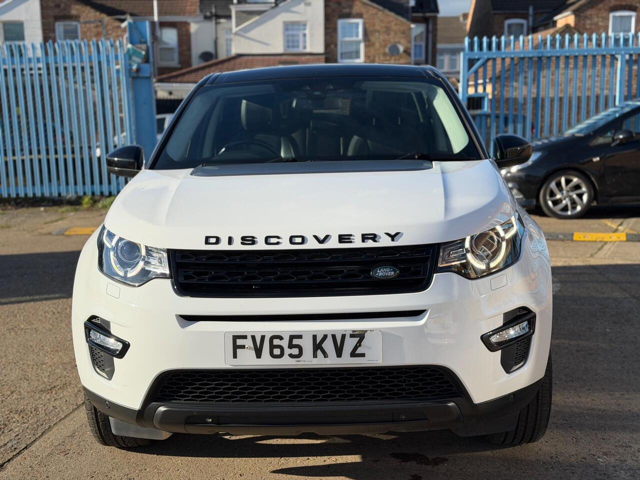 Used Land Rover Discovery Sport 2015 for sale - 78011763: Photo 3