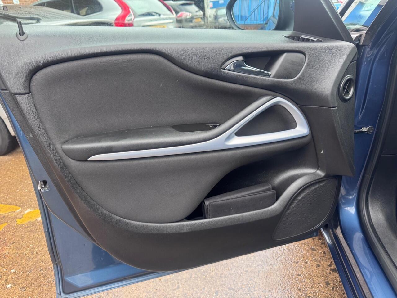 Used Vauxhall Zafira 2015 for sale - 78011753: Photo 17