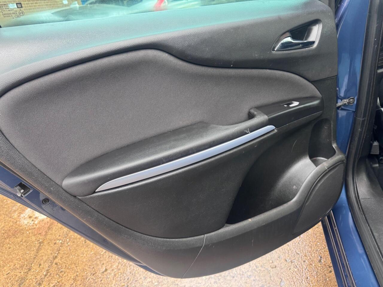 Used Vauxhall Zafira 2015 for sale - 78011753: Photo 22