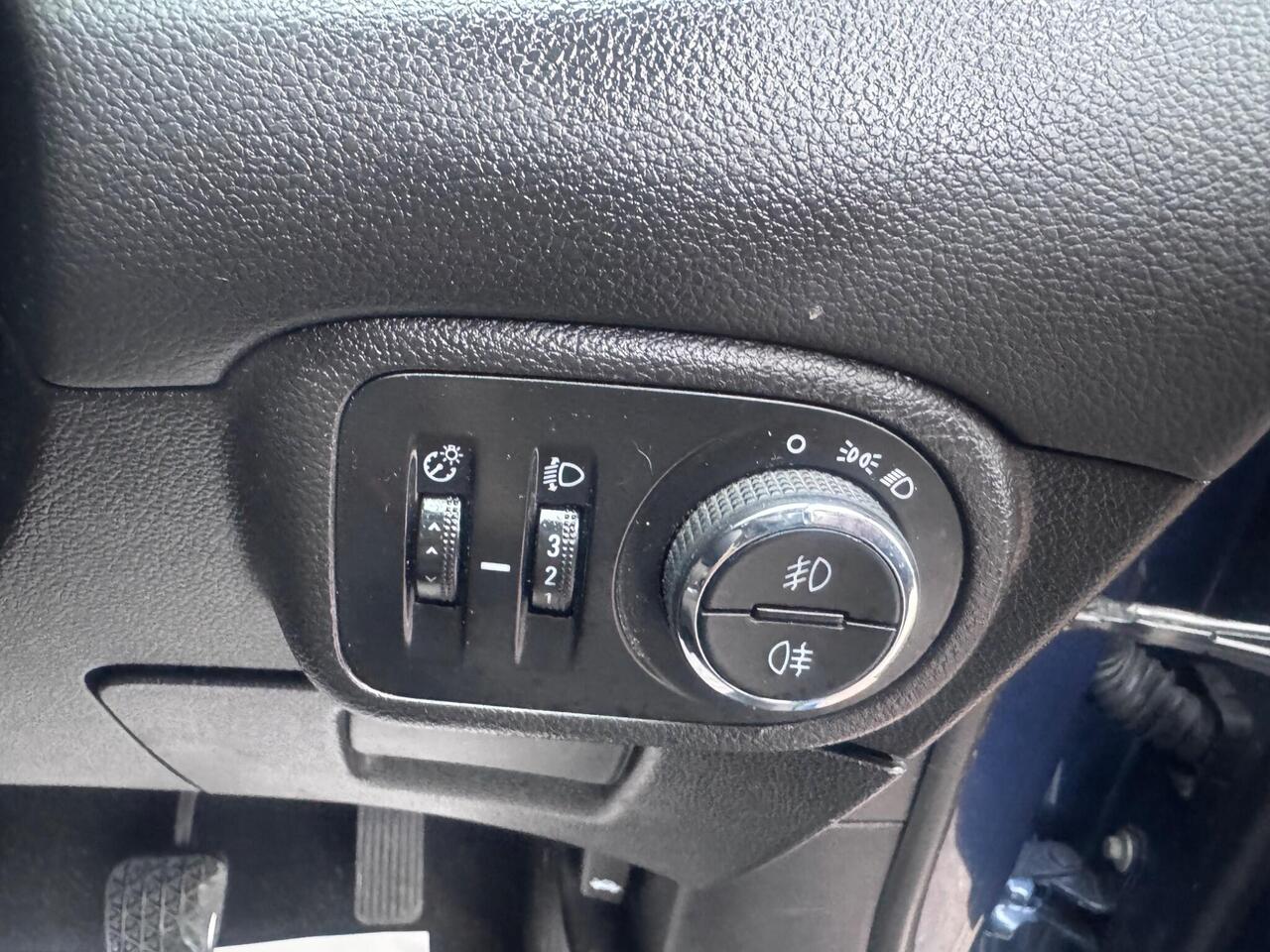 Used Vauxhall Zafira 2015 for sale - 78011753: Photo 33