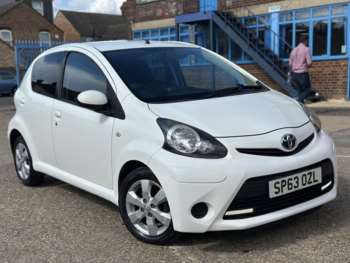 2013 - Hatchback (2012 - 2015) 5-Door