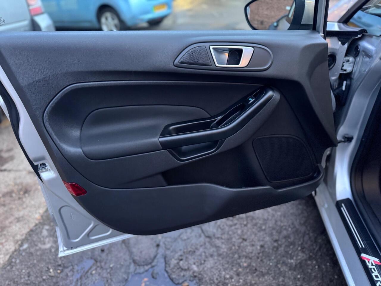 Used Ford Fiesta 2014 for sale - 78011756: Photo 14