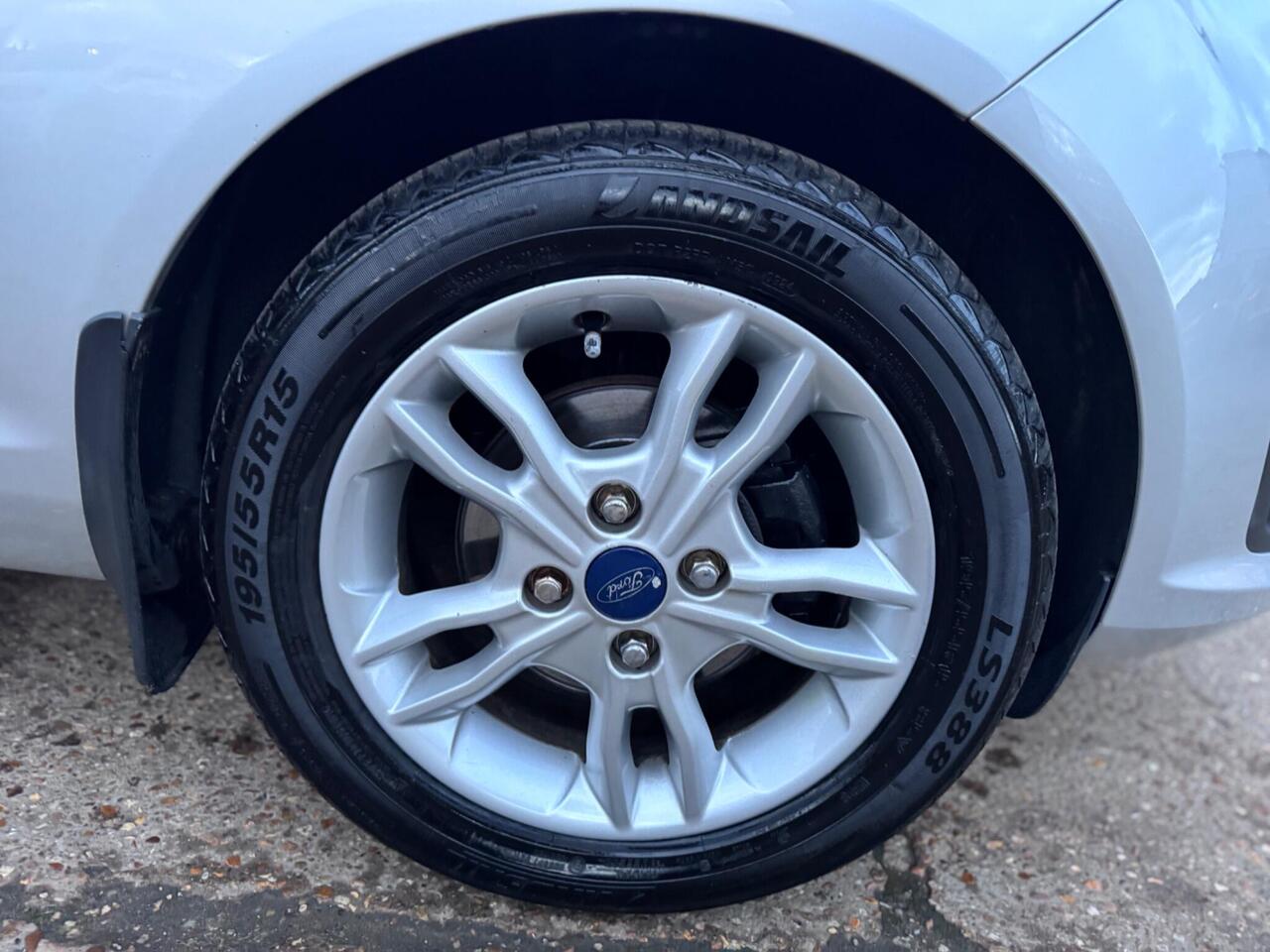 Used Ford Fiesta 2014 for sale - 78011756: Photo 28