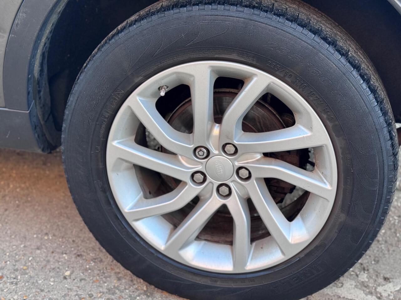 Used Land Rover Discovery Sport 2017 for sale - 78010980: Photo 58