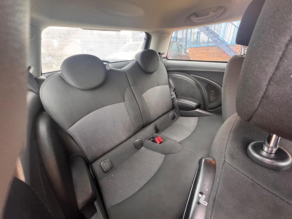 Used MINI Hatch 2010 for sale - 75722106: Photo 30