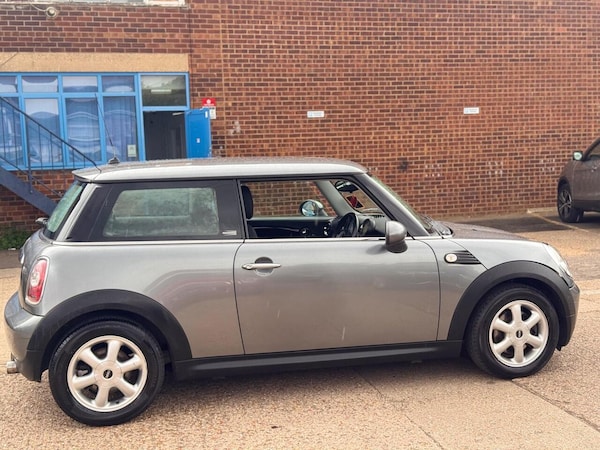 Used MINI Hatch 2010 for sale - 75722106: Photo 7