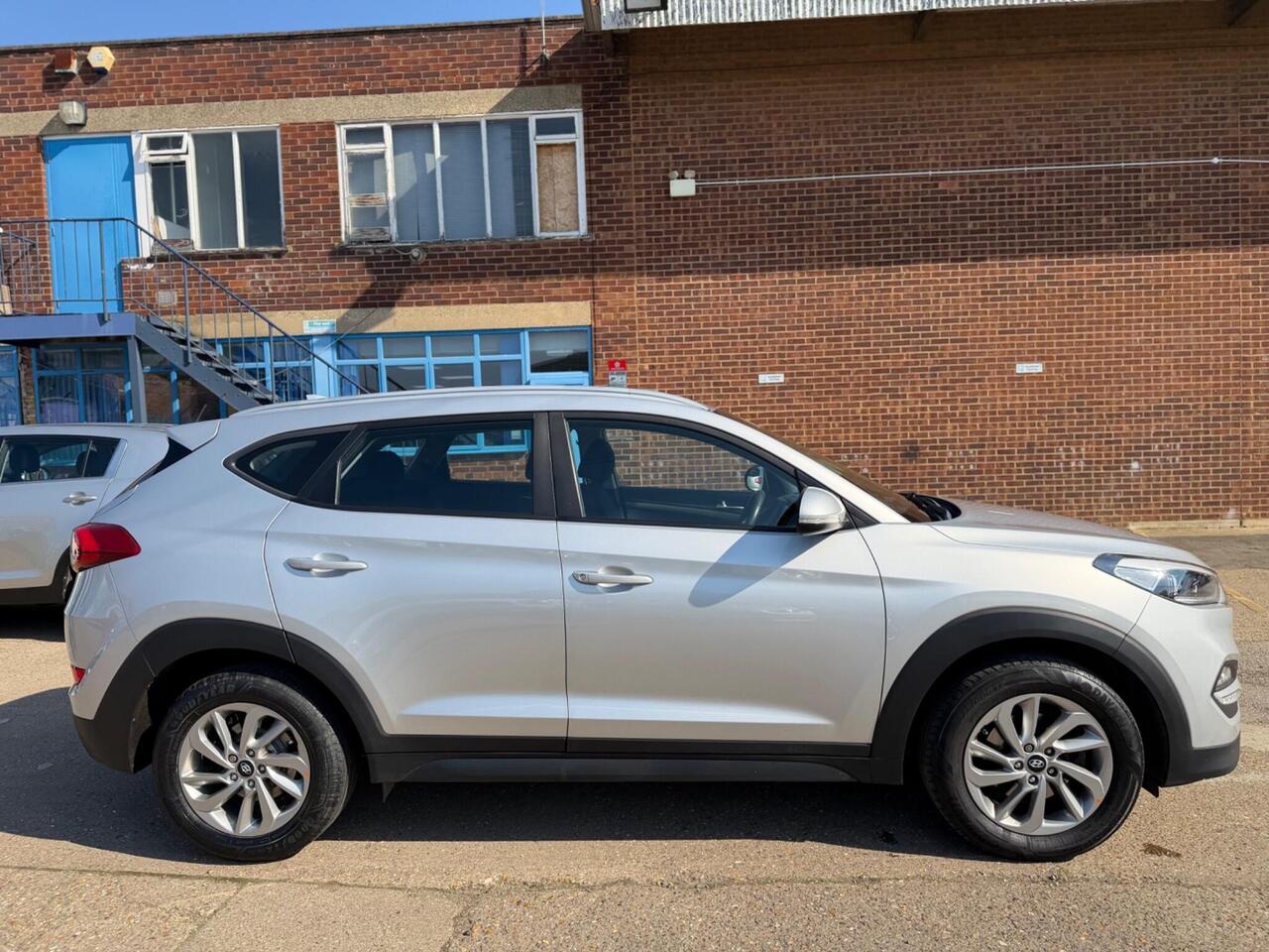 Used Hyundai TUCSON 2017 for sale - 78011770: Photo 5