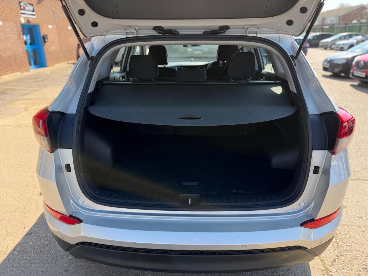 Used Hyundai TUCSON 2017 for sale - 78011770: Photo 9