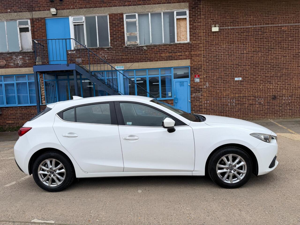 Used Mazda Mazda3 2015 for sale - 78011781: Photo 11