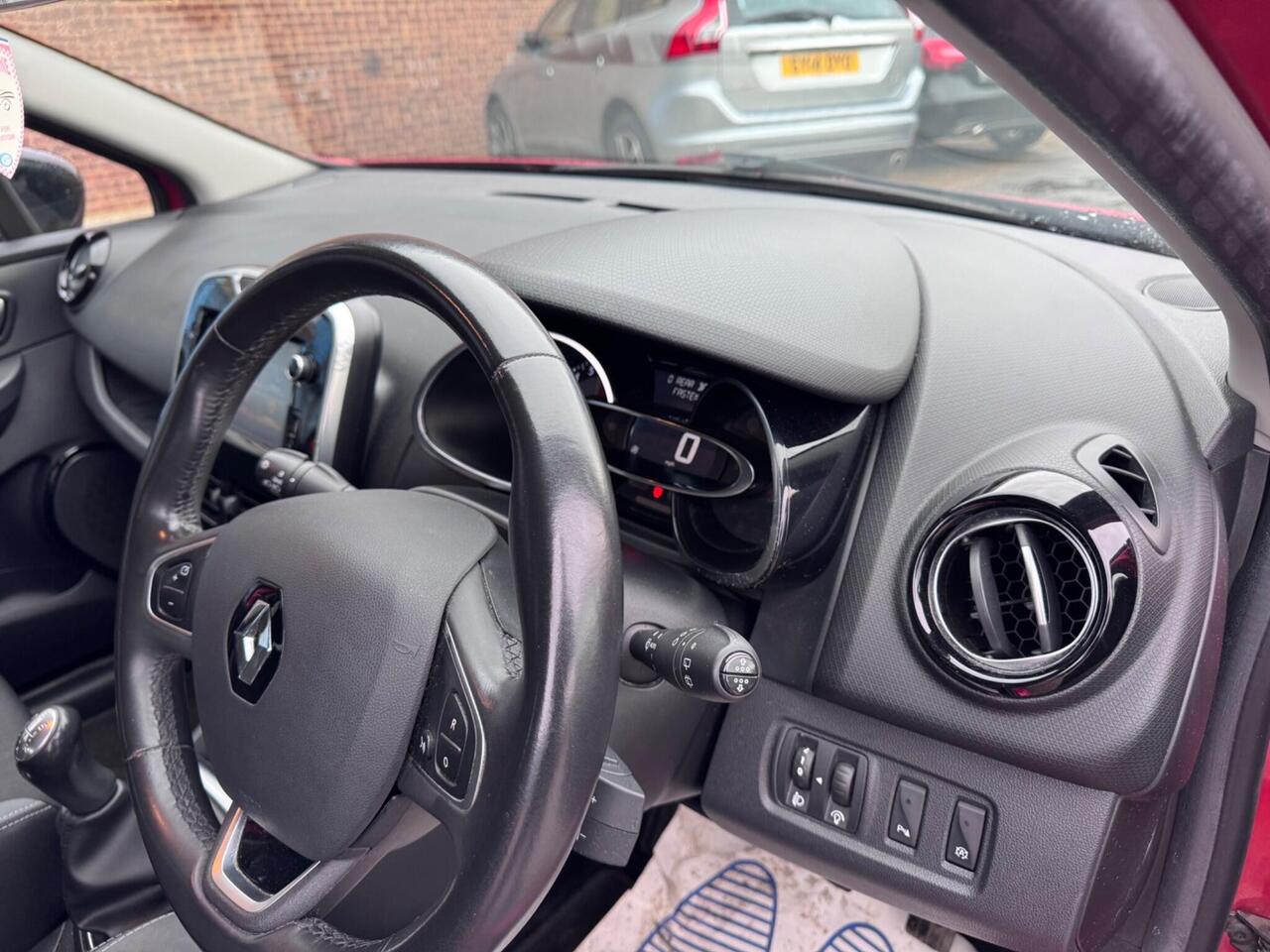 Used Renault Clio 2016 for sale - 78011775: Photo 25