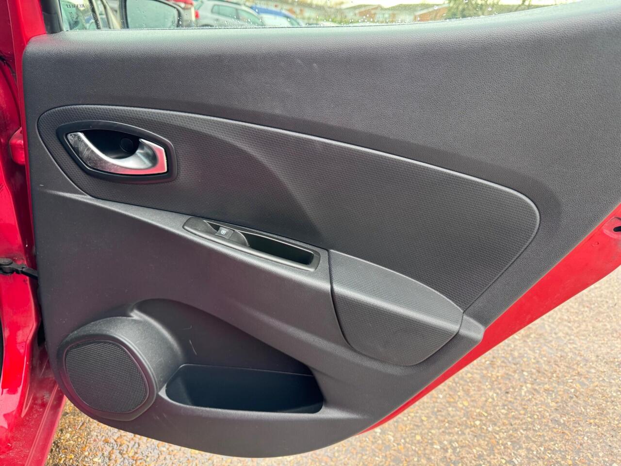 Used Renault Clio 2016 for sale - 78011775: Photo 26