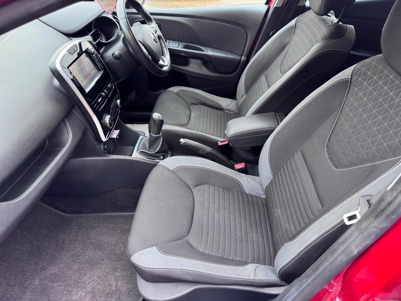 Used Renault Clio 2016 for sale - 78011775: Photo 32