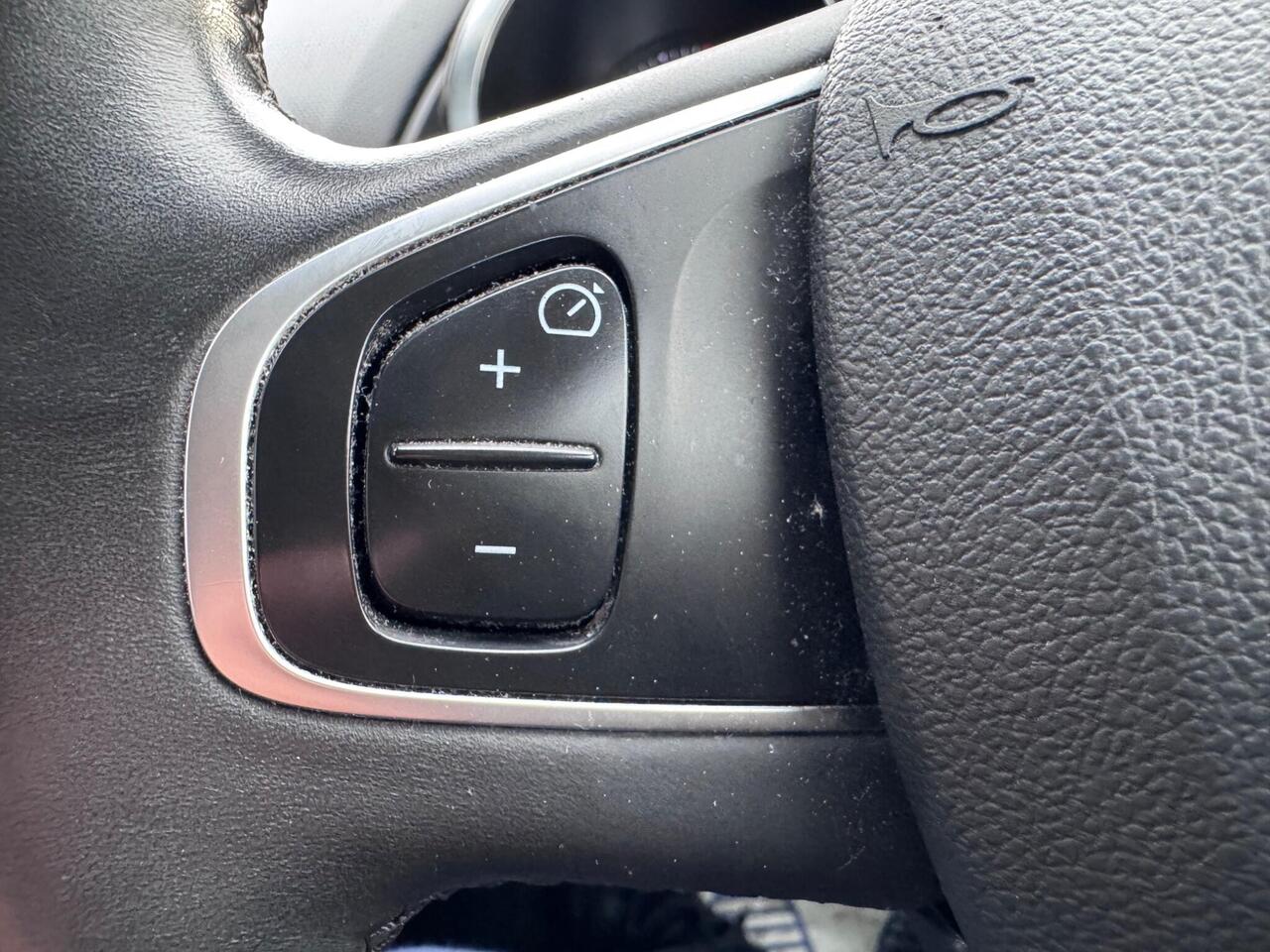 Used Renault Clio 2016 for sale - 78011775: Photo 47