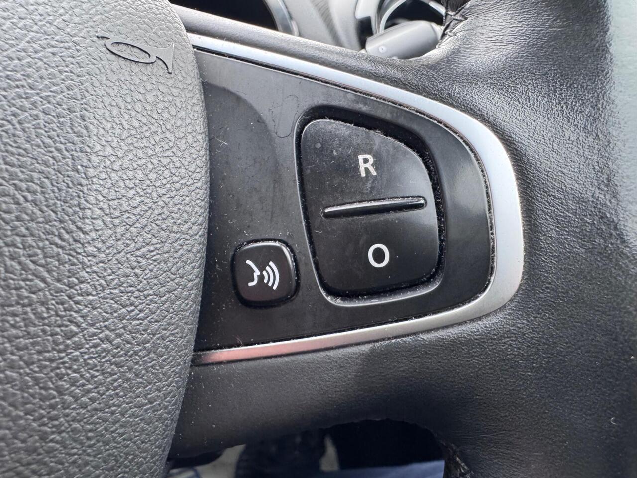 Used Renault Clio 2016 for sale - 78011775: Photo 48