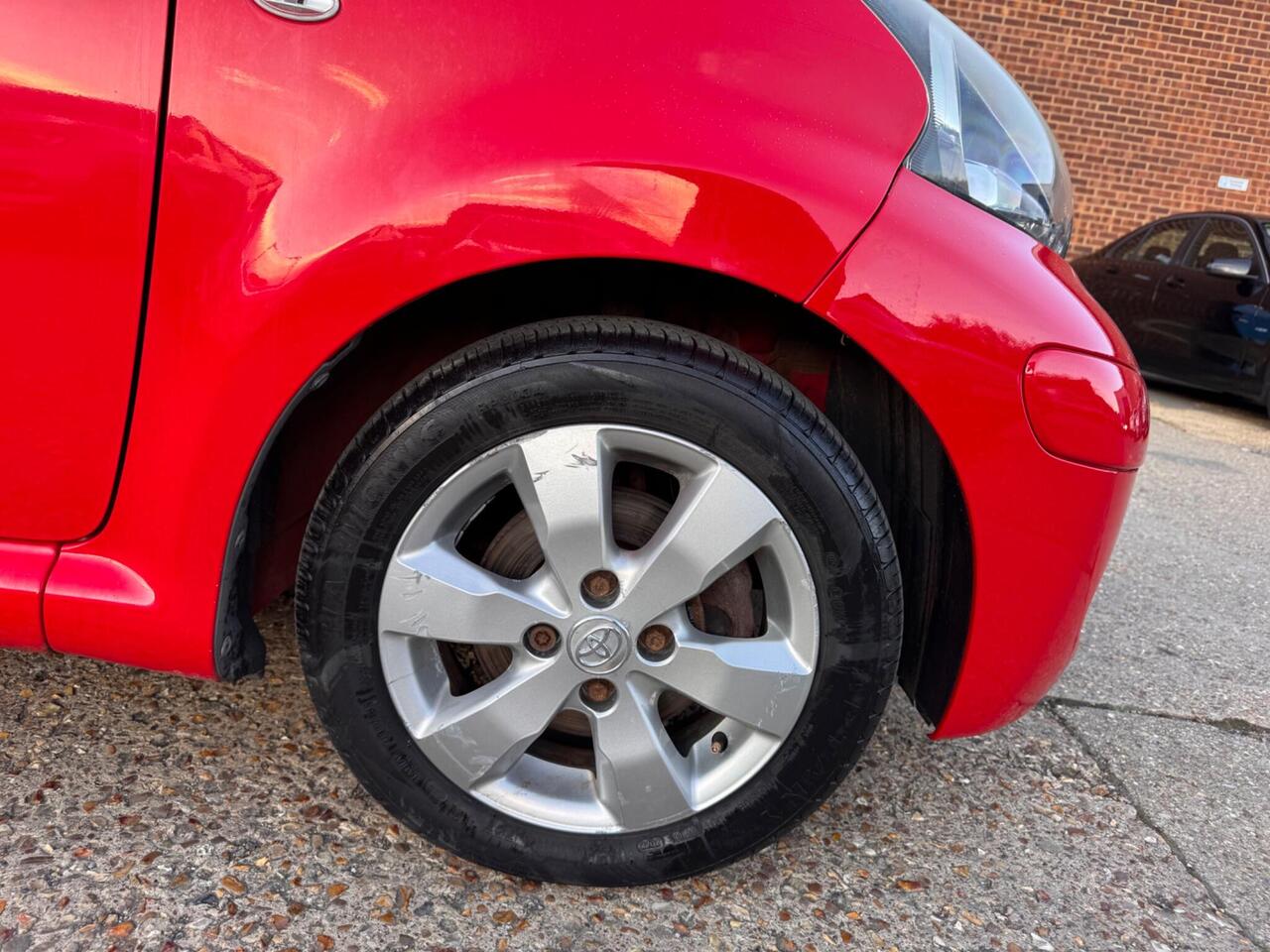 Used Toyota AYGO 2011 for sale - 78010979: Photo 41