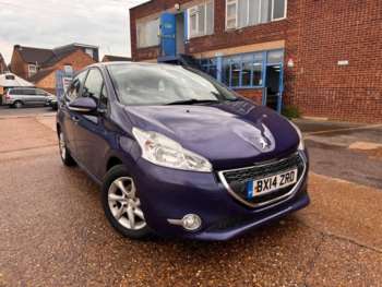 Used Peugeot 208 2014 for sale - 74992440: Photo